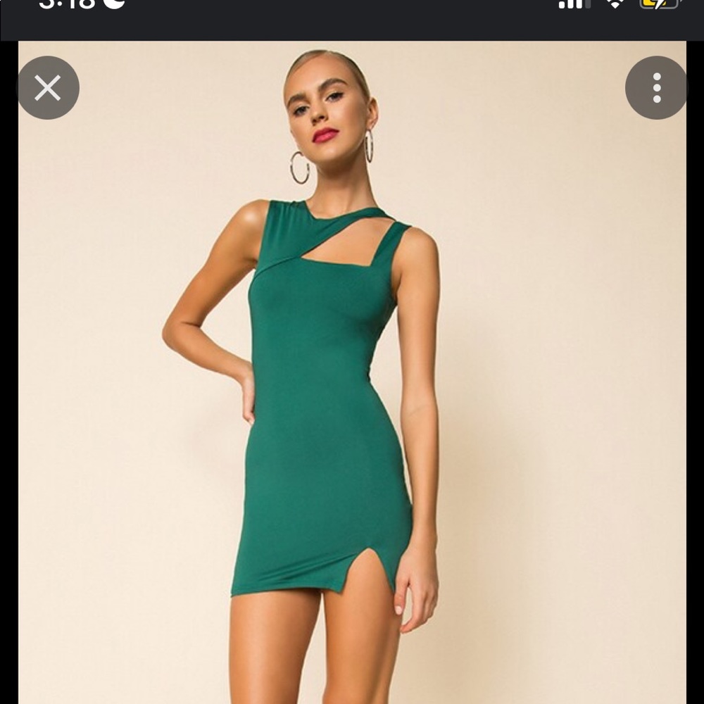 superdown Jo Jo cut out dress in size small green